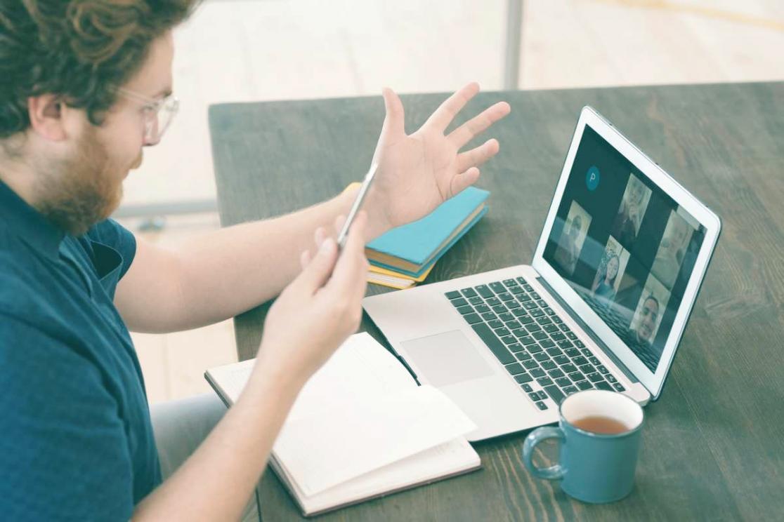 Zespół trevlico w trakcie prowadzenia interaktywnego warsztatu online z praktycznymi zadaniami